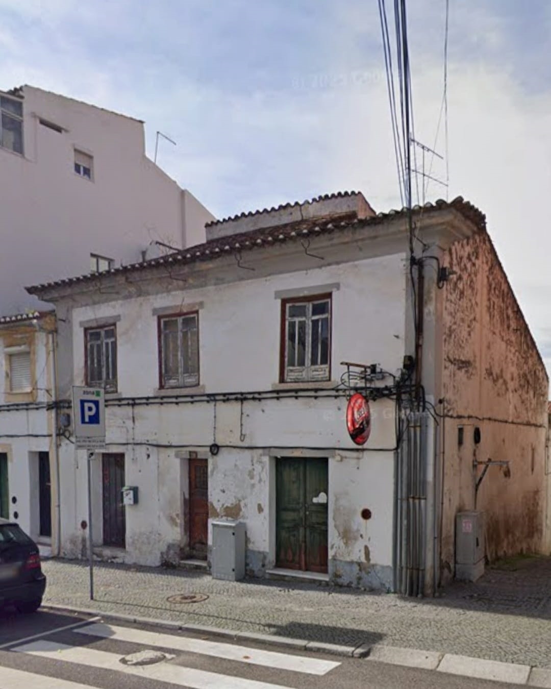 Moradia para Restaurar T6