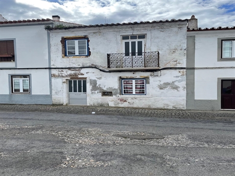 Moradia em Banda T2+2