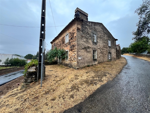 Detached house to restore T3+2