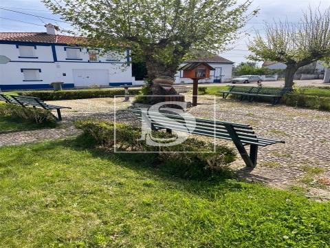 Moradia com Quintal no Alto Alentejo – Comenda, Gavião